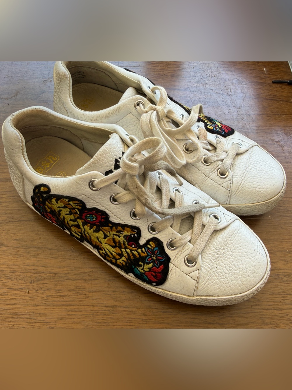 ASH Niagara Tiger Embroidered White Leather Sneakers size 37 - Picture 4 of 11